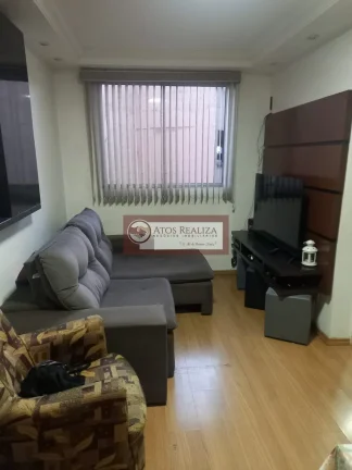 Imagem Vendo SUPER Oportunidade no Jardim Lalo. Apartamento de 2 Dormitórios com Armários, Cozinha com planejados, 1 vaga de garagem. Valor R$ 320.000 valor de oportunidade.