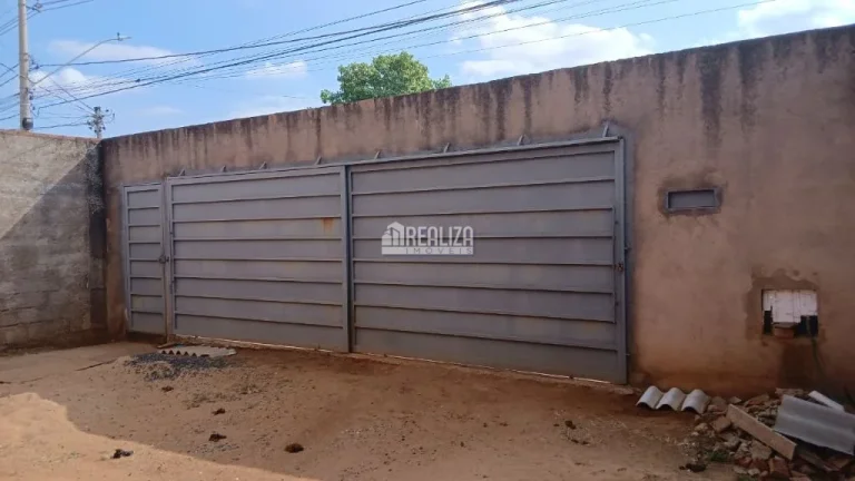 Imagem Casa de 2 Dormitórios no bairro Residencial Rio de Janeiro - Uberaba