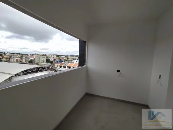 Imagem Cobertura Duplex para Venda em São José dos Pinhais, São Cristóvão, 4 dormitórios, 1 suíte, 2 banheiros, 2 vagas