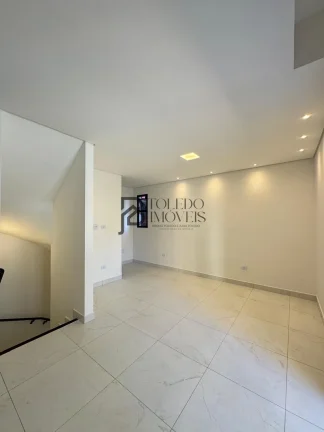 Imagem Casa Triplex de 2 dormitórios com suítes no bairro Tupi - Praia Grande