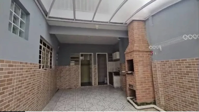 Imagem Sobrado à Venda - 3 Dormitórios (1 Suíte) 2 Vagas Conforto e Espaço