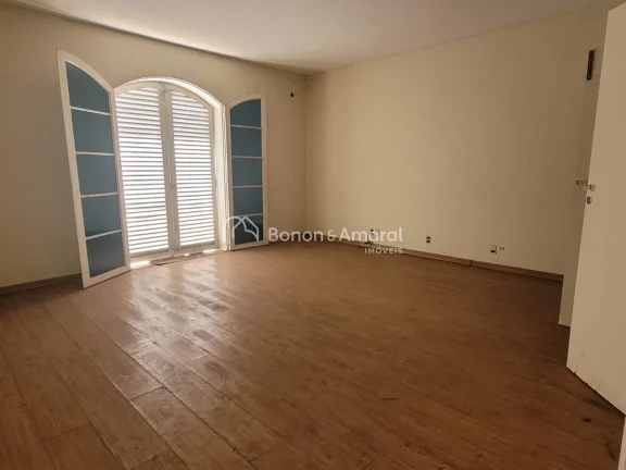 Imagem Casa para venda no Jd. Guanabara, 4 quartos, 3 suítes

Residencial ou Comercial

Em uma ótima loca...