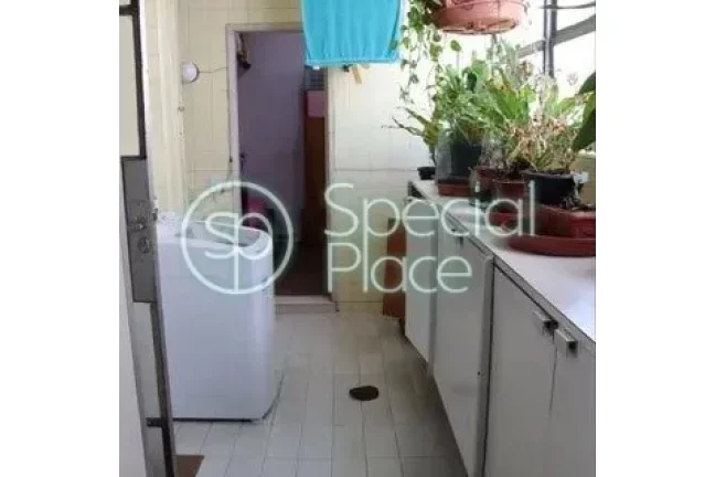 Imagem Excelente apartamento com 200m² no Jardim América Living com 68m², grandes janelões,, sala de ja...