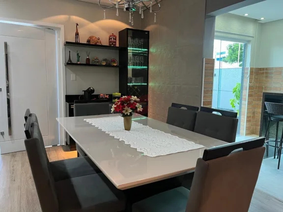 Imagem SOBRADO com 3 dormitórios à venda por R$ 989.000,00 no bairro Afonso Pena - SÃO JOSÉ DOS PINHAIS / PR
