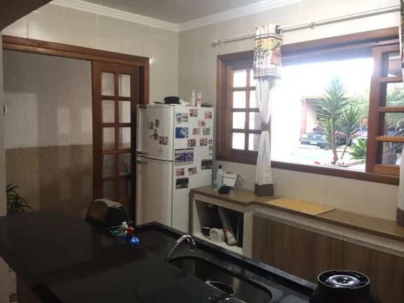 Imagem Sobrado com 3 dormitórios à venda, 180 m² por R$ 830.000,00 - Residencial União - São José dos Campos/SP