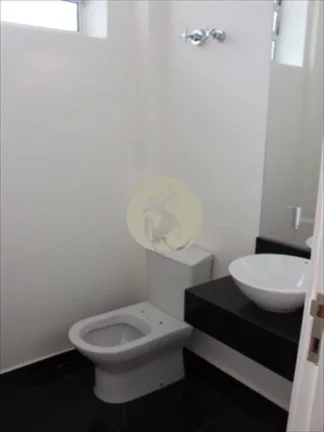 Imagem OPORTUNIDADE AMPLO E TOTALMENTE REFORMADO! O APARTAMENTO ACABA DE PASSAR POR UMA REFORMA COMPLETA, Q...