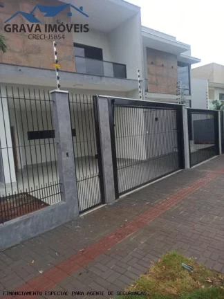 Imagem Sobrado para Venda em Maringá, JARDIM IMPERIO DO SOL, 3 dormitórios, 3 suítes, 4 banheiros, 3 vagas