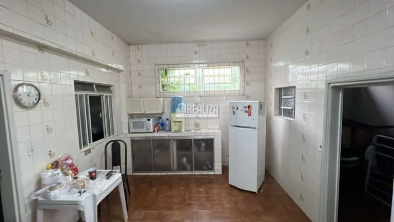 Imagem Casa de 5 dormitórios à venda no bairro Mercês, Uberaba