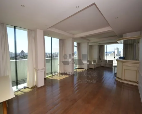 Imagem Cobertura sendo 4 suites, varandas, 5 vagas de garagem, com vista panorâmica, em uma das melhores r...