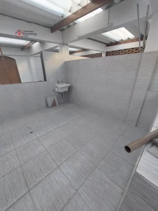 Imagem Casa t?(C)rrea para locação na Vila Prudente, com 2 dormitórios, sala, cozinha, banheiro, ampla área de serviço. Fácil acesso ao METRÔ VILA PRUDENTE.