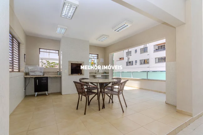 Imagem Apartamento com 3 dormitórios e 2 Vagas de garagem no centro de Balneário Camboriú.
