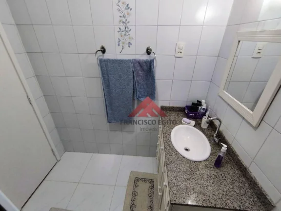 Imagem Casa com 2 dormitórios à venda, 89 m² por R$ 250.000,00 - Neves - São Gonçalo/RJ