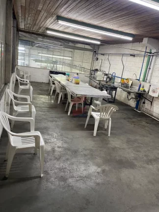 Imagem BARRACÃO/GALPÃO à venda com 1200m² por R$ 2.500.000,00 no bairro Weissópolis - PINHAIS / PR