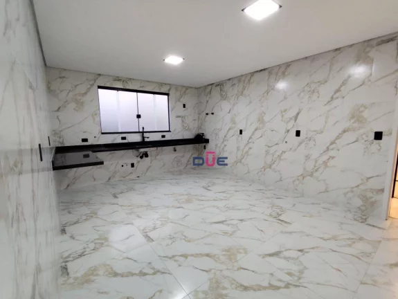 Imagem Sobreposta duplex com piscina e vista mar. 280 m² no Embaré