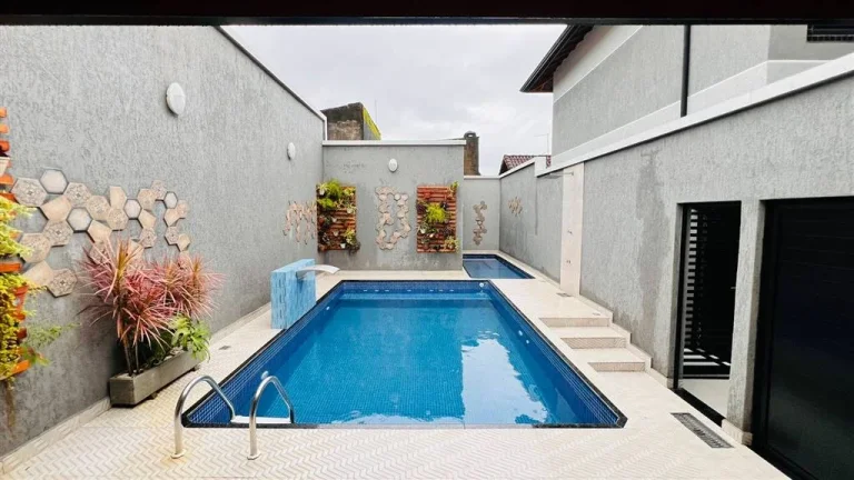 Imagem CASA COM 89.33 m² - MARACANÃ - PRAIA GRANDE SP