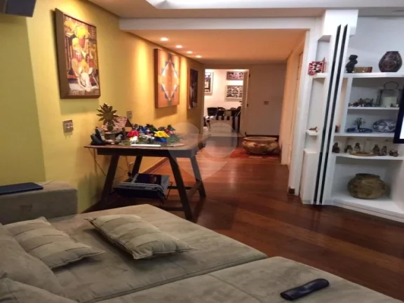 Imagem Apartamento à venda com 4 quartos, sendo 2 suítes, no condomínio Quinta de Bragança, São Paulo - SP