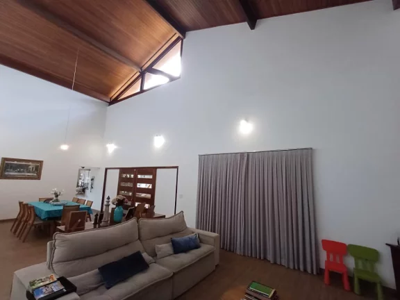 Imagem Casa de vila para venda em Recreio Campo Belo com 4 quartos, sendo 3 suítes, 199m2
