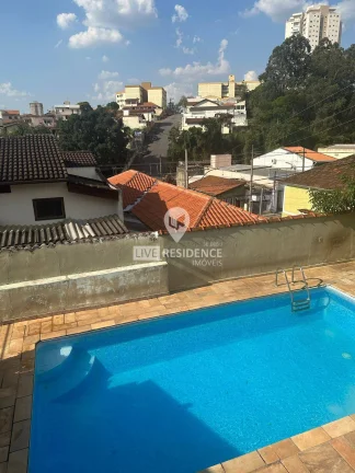 Imagem Casa a venda com piscina no Centro de Itatiba