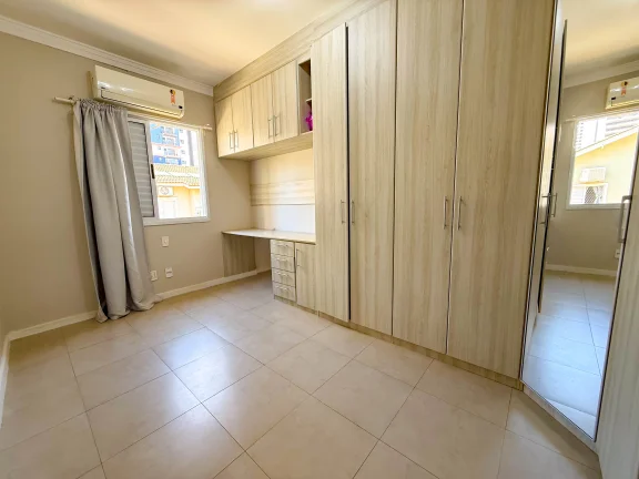 Imagem Casa moderna e reformada à venda no Condomínio Villa Campolin ? Parque Campolim, Sorocaba