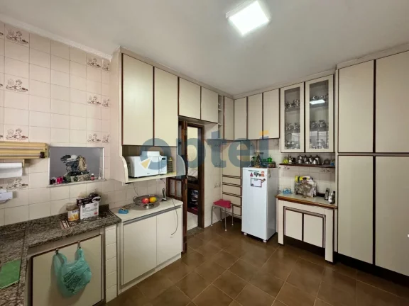 Imagem CASA COM 270,00 M², BAIRRO SANTO ANTONIO, 03 DORMITÓRIOS SENDO 01 SUITE -SÃO CAETANO DO SUL.