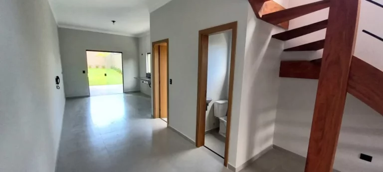 Imagem Casa à venda em Alvinópolis  3 suítes e quintal | Atibaia