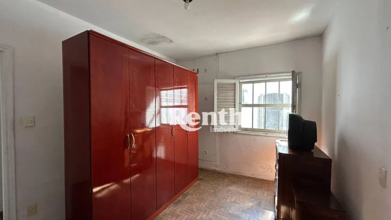 Imagem Casa com 2 dormitórios à venda, 114 m² por R$ 275.000,00 - Estádio - Rio Claro/SP