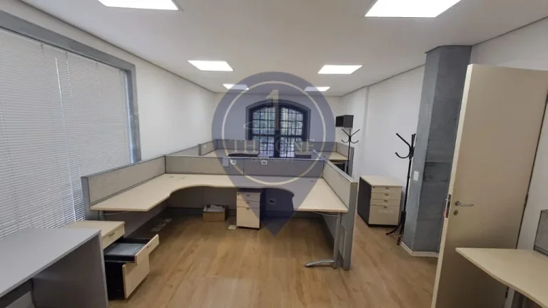 Imagem Casa comercial com 377m², 4 vagas localizado no bairro Sumaré, São Paulo-SP!
