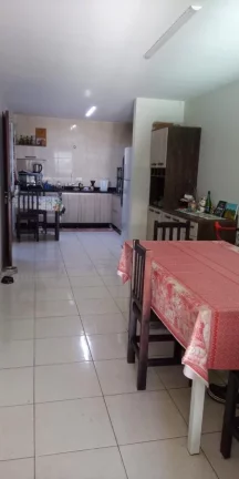 Imagem Sobrado para Venda em São José dos Pinhais, Parque da Fonte, 3 dormitórios, 1 suíte, 2 banheiros