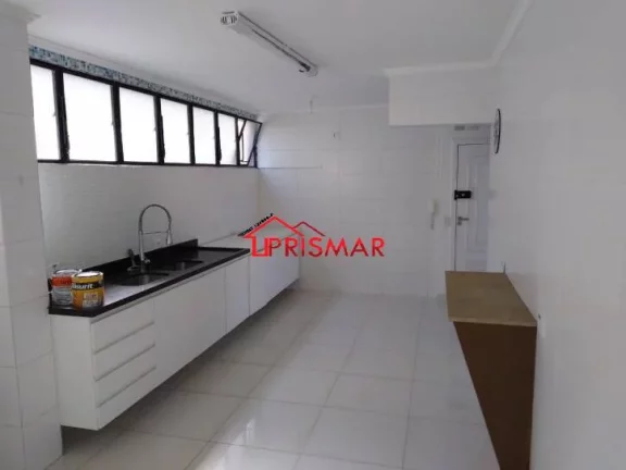 Imagem Vendo Linda Cobertura Duplex Ponta da Praia
