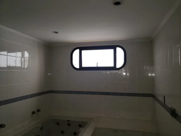Imagem Excelente apartamento de alto padrão com 1 pavimento e 1 unidade por andar com 282,20m² area util ...