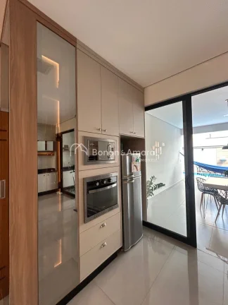 Imagem Excelente casa térrea à venda no Condomínio Royal Garden, em Paulínia. Localizada em um dos cond...