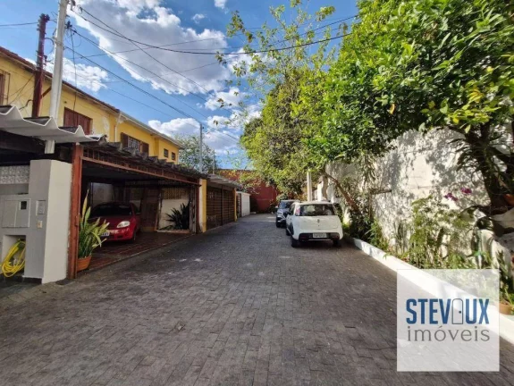 Imagem Charmosa CASA DE VILA com portão no Brooklin próximo a avenida Morumbi!