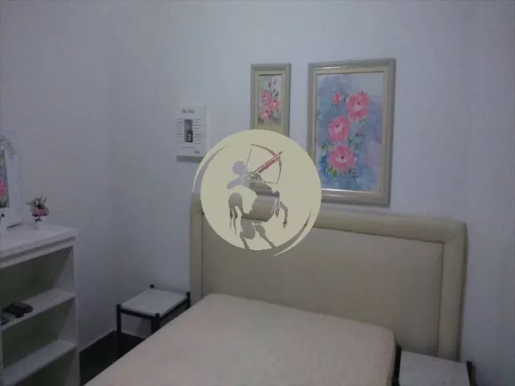 Imagem O APTO TEM 60 M2 E 104,05 M2 DE ÁREA ÚTIL, FICA DE FUNDOS COM SEM REFORMAS. DOIS DORMITÓRIOS SEND...