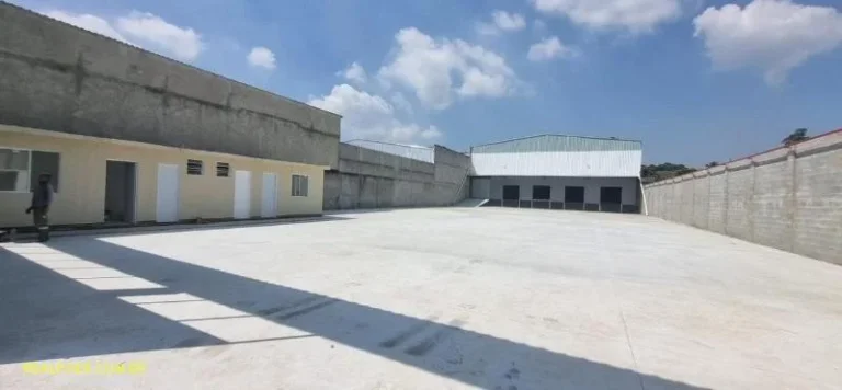 Imagem Galpão para Locação em DUQUE DE CAXIAS, Figueira, 2 banheiros