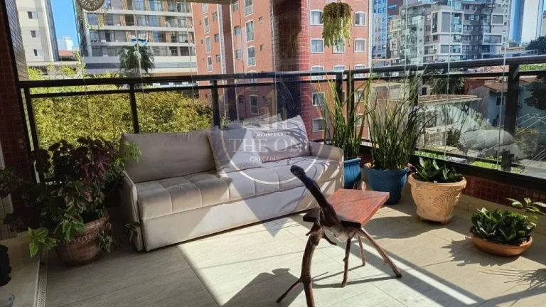 Imagem Imperdível apartamento à venda em São Paulo-SP, Vila Mariana: 4 quartos, 4 suítes, 2 salas, 5 banheiros, 4 vagas, 208m².