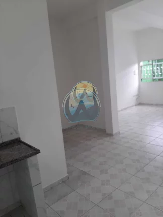 Imagem Imperdível! Casa à venda em Ubatuba-SP, no bairro Silop, com 3 quartos, 1 suíte, 2 salas, 1 banheiro, 5 vagas de garagem e 330m² de área.