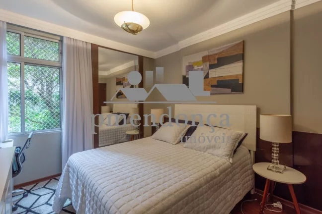 Imagem Apartamento reformado em Perdizes com 4 quartos( 1 suite )e 1 vaga, 198m²