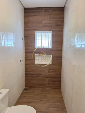 Imagem Casa, 3 Dormitórios (sendo 1 suíte), Condomínio Mantiqueira.