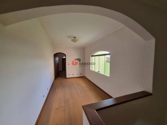 Imagem Sobrado à venda 3 Quartos, 2 Suites, 2 Vagas, 207 m², Campestre, Santo André - SP