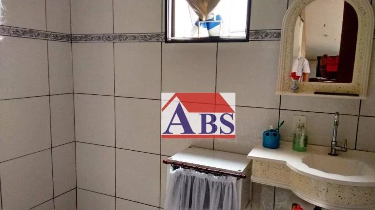 Imagem Sobrado à venda, 115 m² por R$ 480.000,00 - Vila Ponte Nova - Cubatão/SP