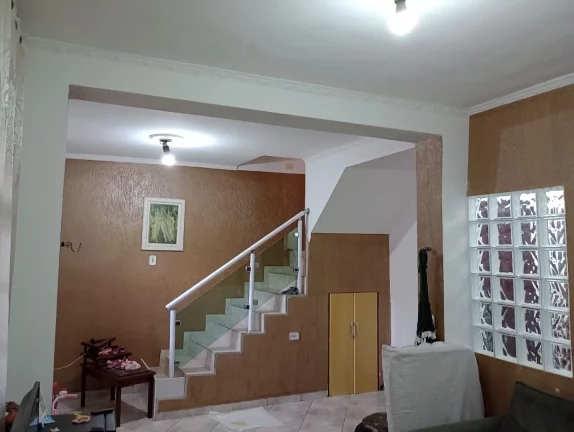 Imagem Casa com 3 dormitórios à venda, 245 m² por R$ 650.000,00 - Vila Perreli - Poá/SP