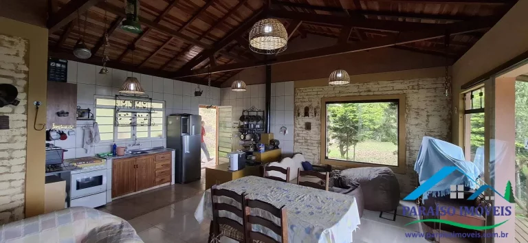 Imagem Refúgio nas Montanhas: Chácara dos Sonhos no Bairro dos Venâncios