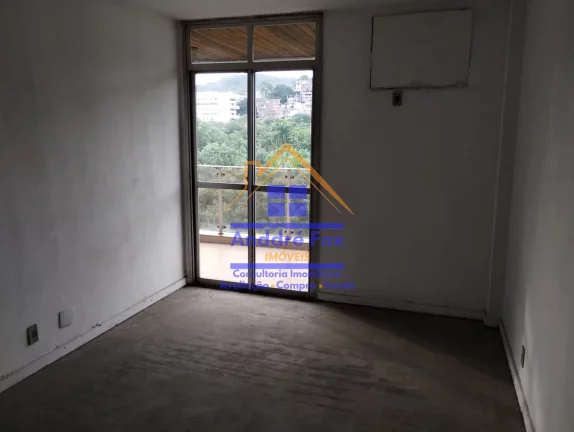 Imagem Apartamento dois quartos , uma suíte, vaga de garagem , dependências completas , salão de festas - R$ 330.000 - Vila Isabel , Rio de Janeiro