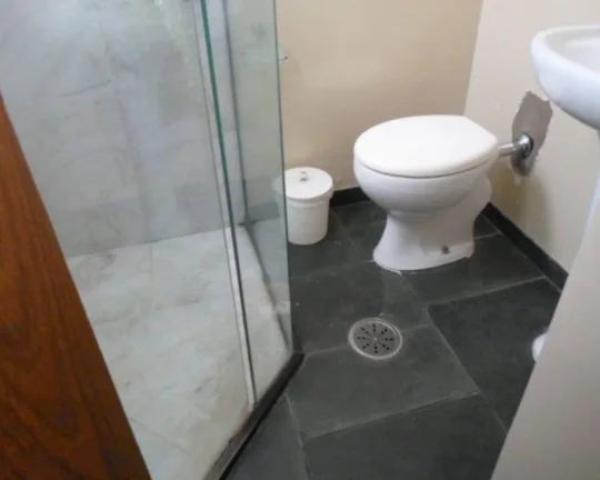 Imagem Apartamento à venda no Guarujá na Praia das Pitangueiras.