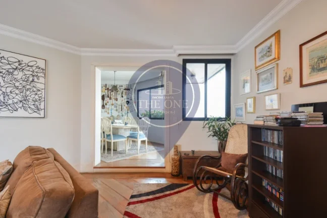 Imagem Apartamento à venda em Moema, São Paulo-SP, 3 quartos, 3 suítes, 2 salas, 3 banheiros, 3 vagas, 202m².
