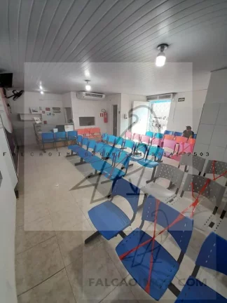 Imagem Vendo casa comercial em Cajazeiras VIII, Salvador-BA