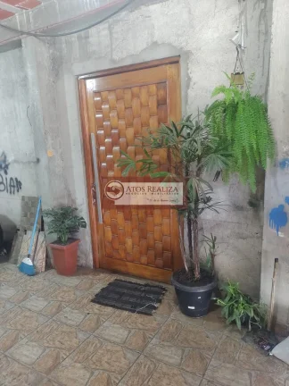 Imagem Vendo Oportunidades no Jardim Itatiaia - São Paulo: 3 dormitórios, 2 banheiros, sacada, quintal, 3 vagas, por R$190.000, Apenas venda, (Aceita carro como parte do pagamento)