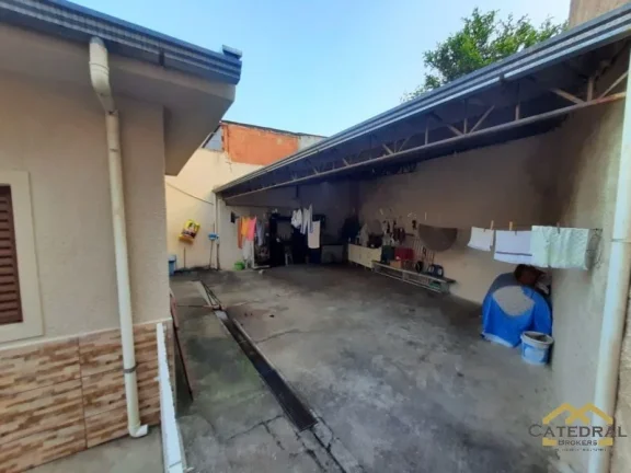 Imagem Casa a venda com 3 quartos e amplo quintal no Santa Gertrudes em Jundiaí/SP