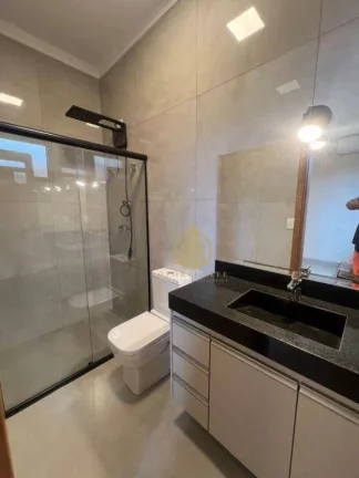 Imagem Casa com 3 suítes e piscina à venda