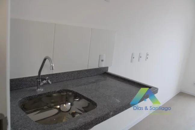 Imagem Lindo apartamento studio novo em localização privilegiada na área nobre e plana da Vila das Mercês próximo de todos os comercios!